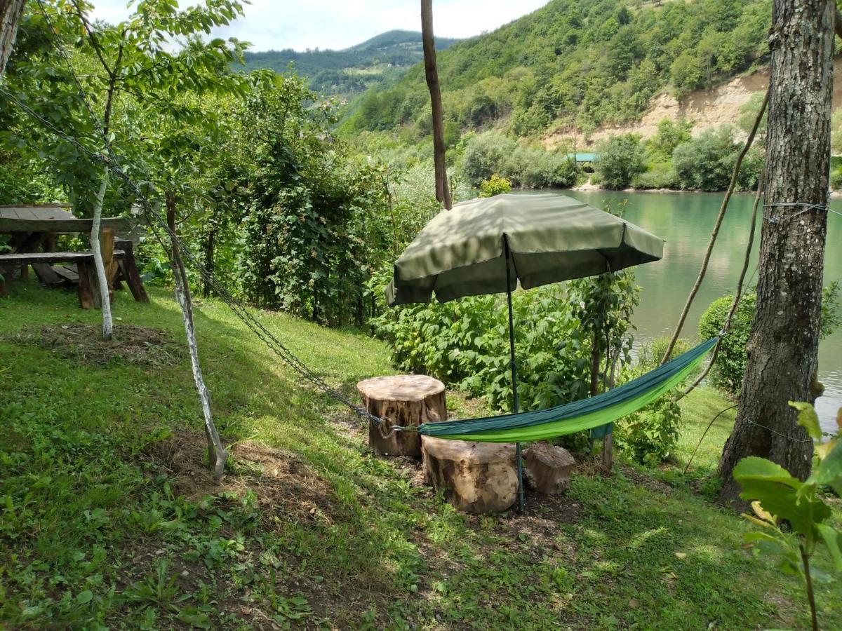 Prenociste Na Drini Foca Panzió Kültér fotó
